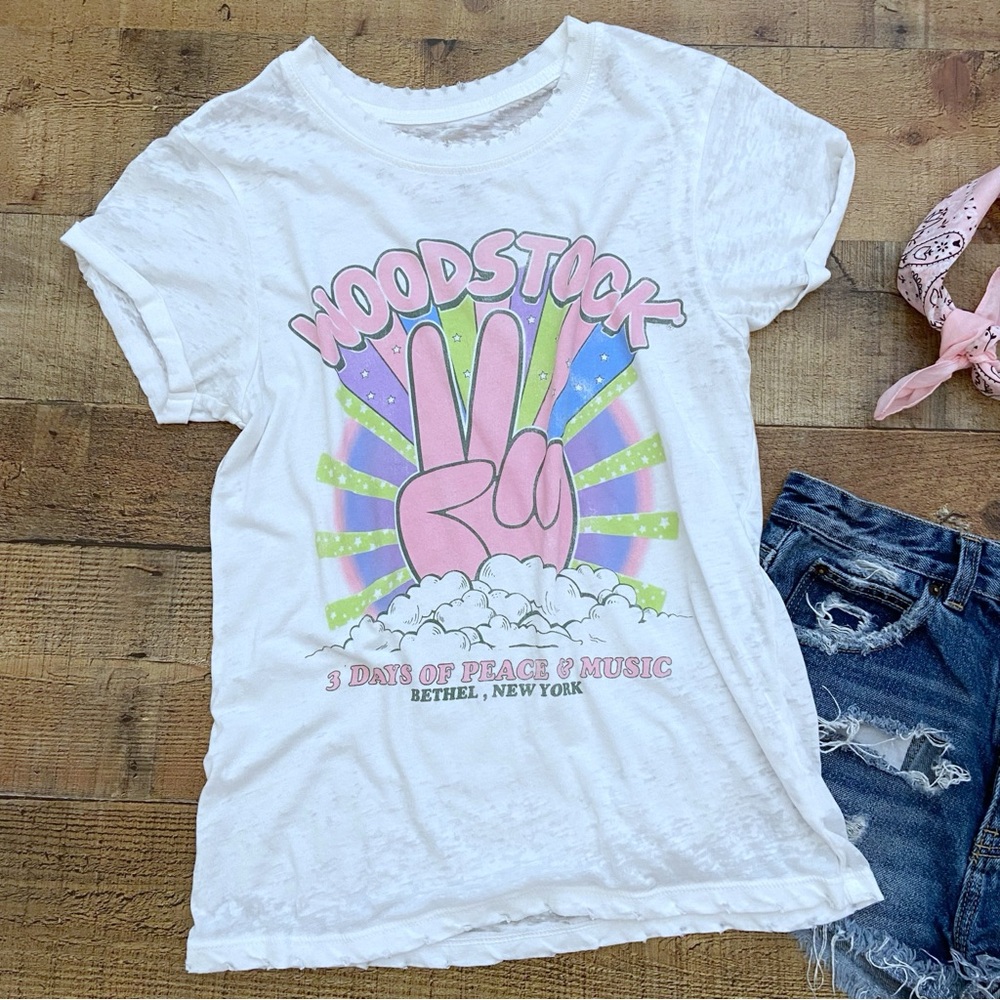 Karma Woodstock White PEACE Soft Tee